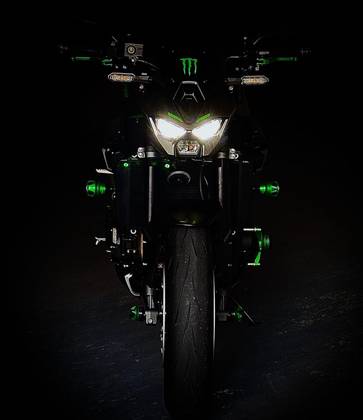 KAWASAKI Z900 KAWASAKI Z900